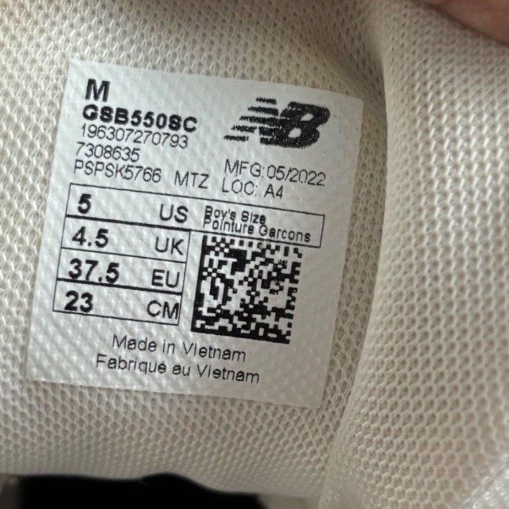 New Balance 550 White Leather Grey Suede Yellow Teal GSB550SC Boys Size 5Y - Picture 6 of 7
